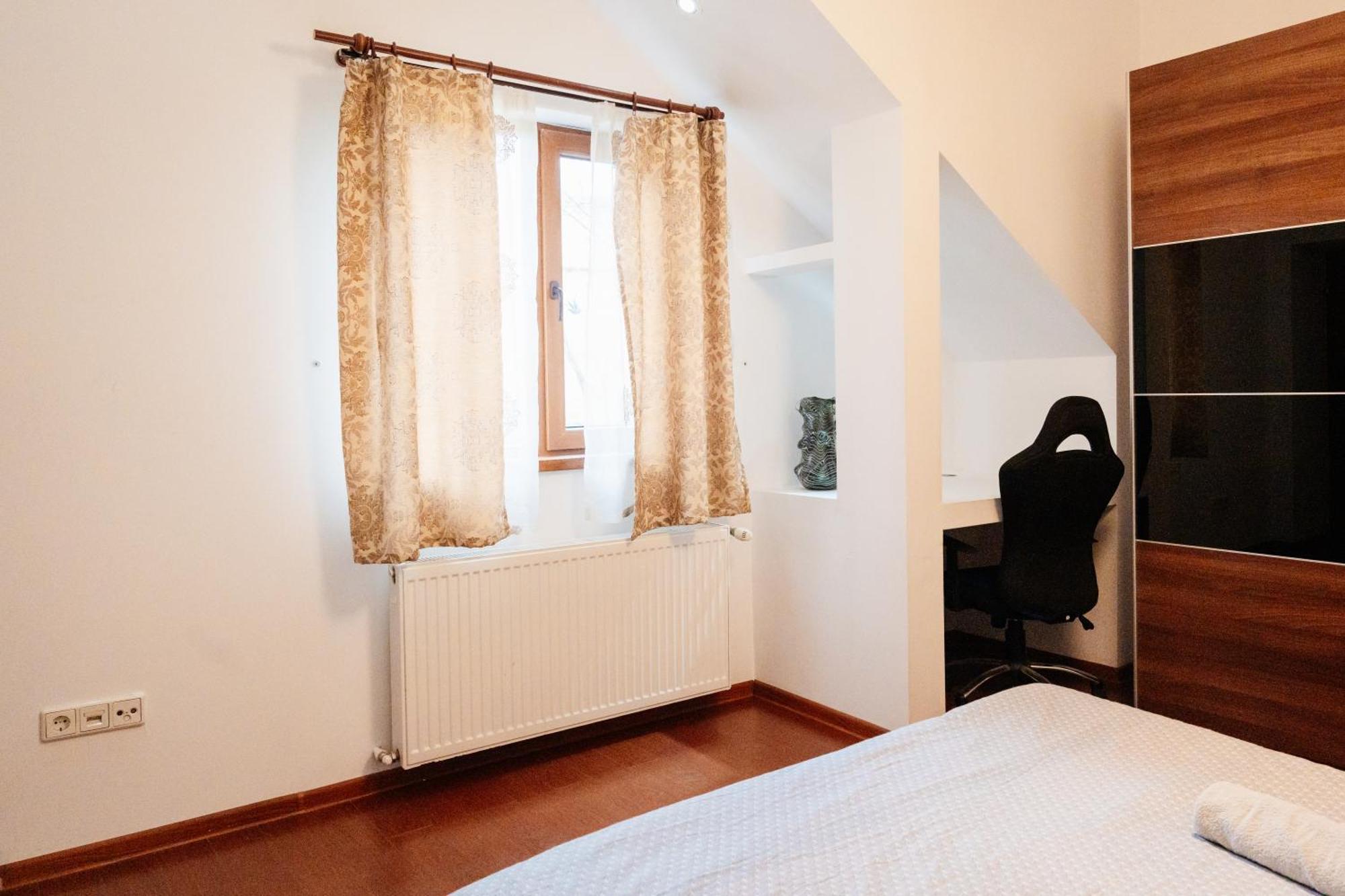 Maan Central Apartment Pet Friendly Location Brașov Exterior foto